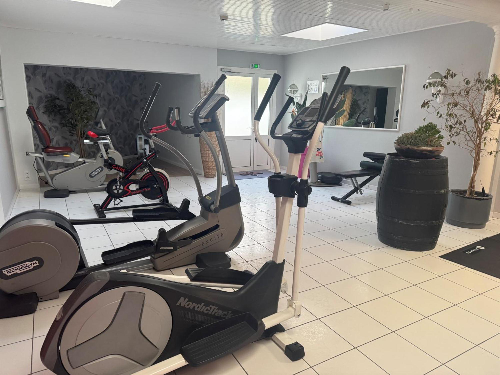 Hotel Calme Des Pins & Spa Les Sables-dʼOlonne Zewnętrze zdjęcie